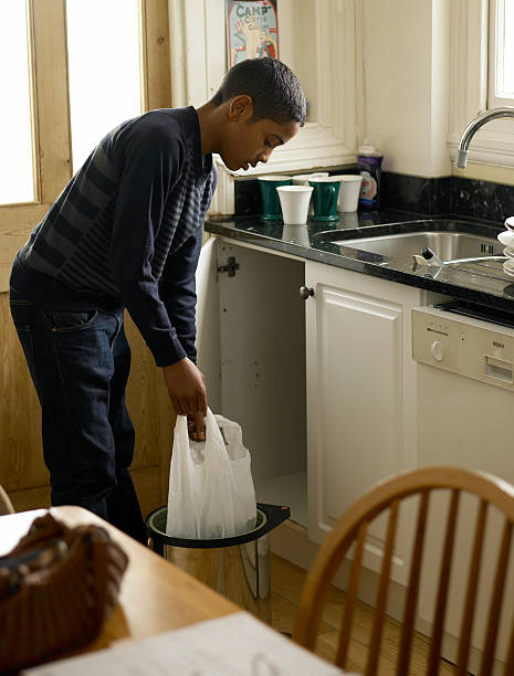 Best Garage Cleanout Services  in Hollister, MO